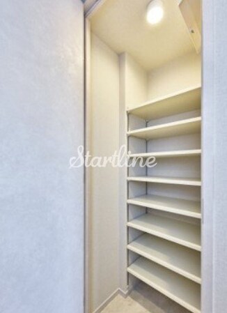 プラウドフラット大井町の物件内観写真